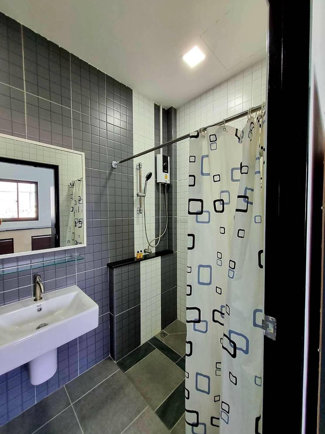 Aqua Residences อควา เรสซิเดนซ์ ห้องพักใหม่ให้เช่า ติดรถไฟฟ้าสถานีวุฒากาศ Μπανγκόκ Εξωτερικό φωτογραφία